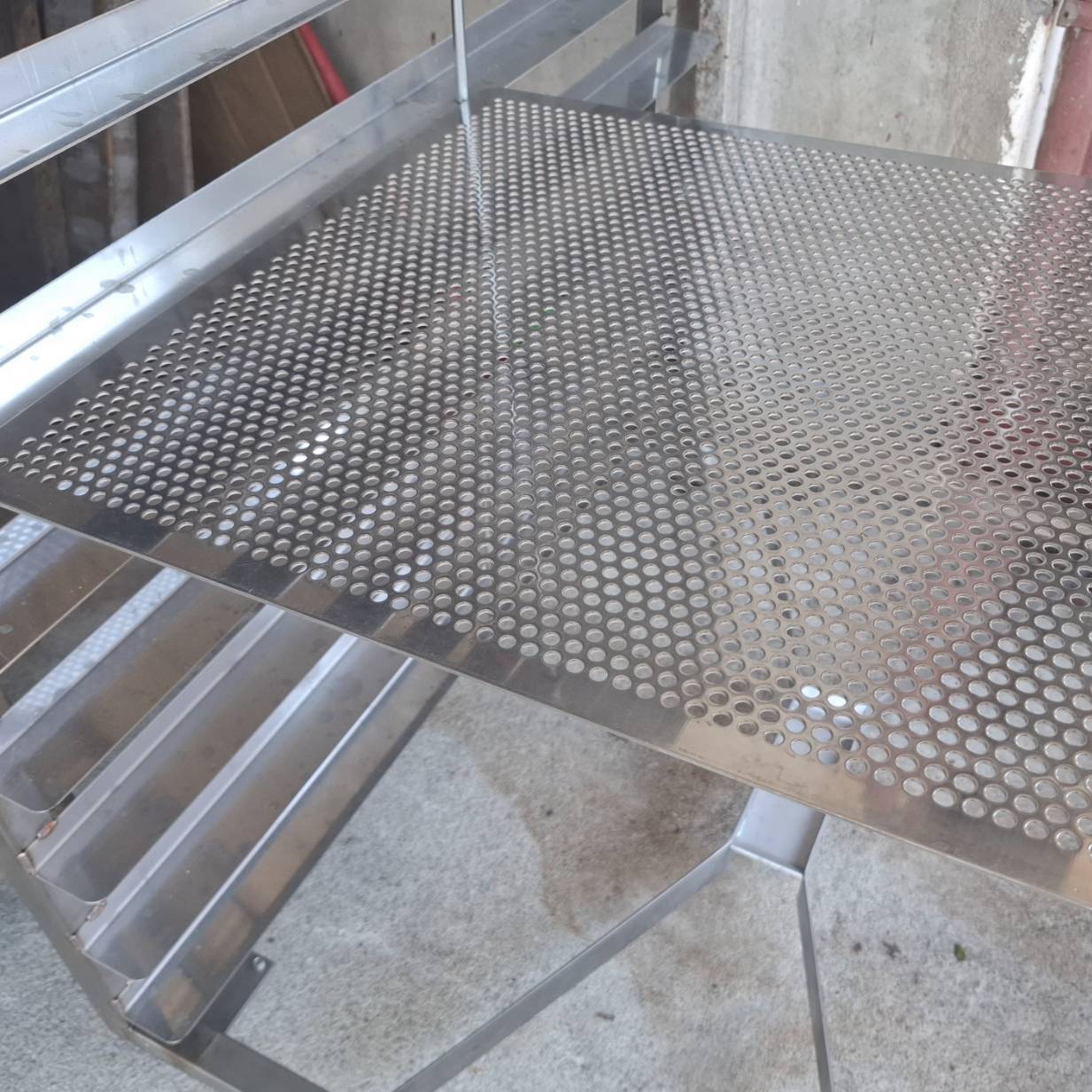 不鏽鋼冷卻盤-鴻成食品機械行
